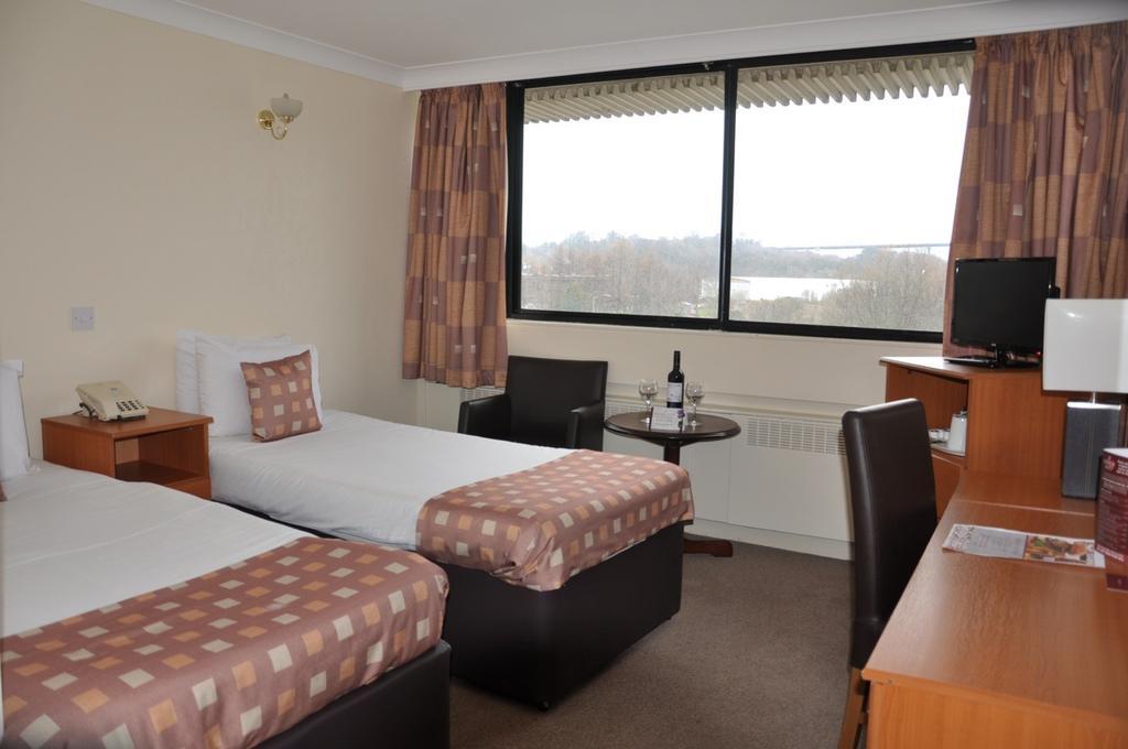 Muthu Glasgow River Hotel Erskine Exterior photo