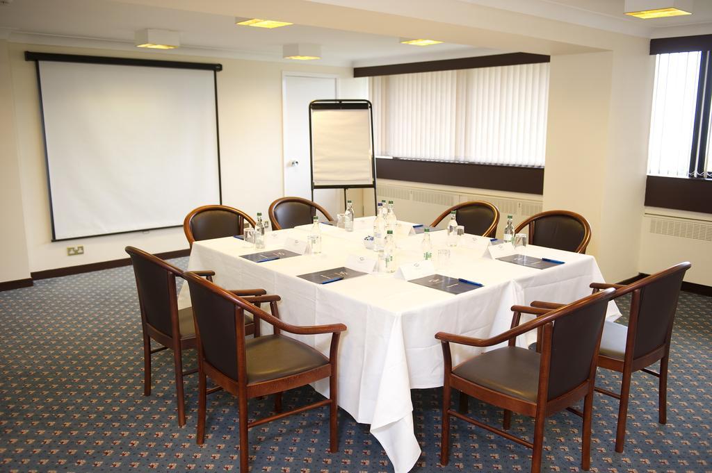Muthu Glasgow River Hotel Erskine Exterior photo